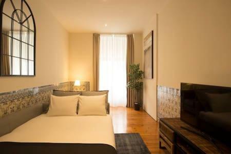 Ola Lisbon - Chiado IV Apartment Bagian luar foto
