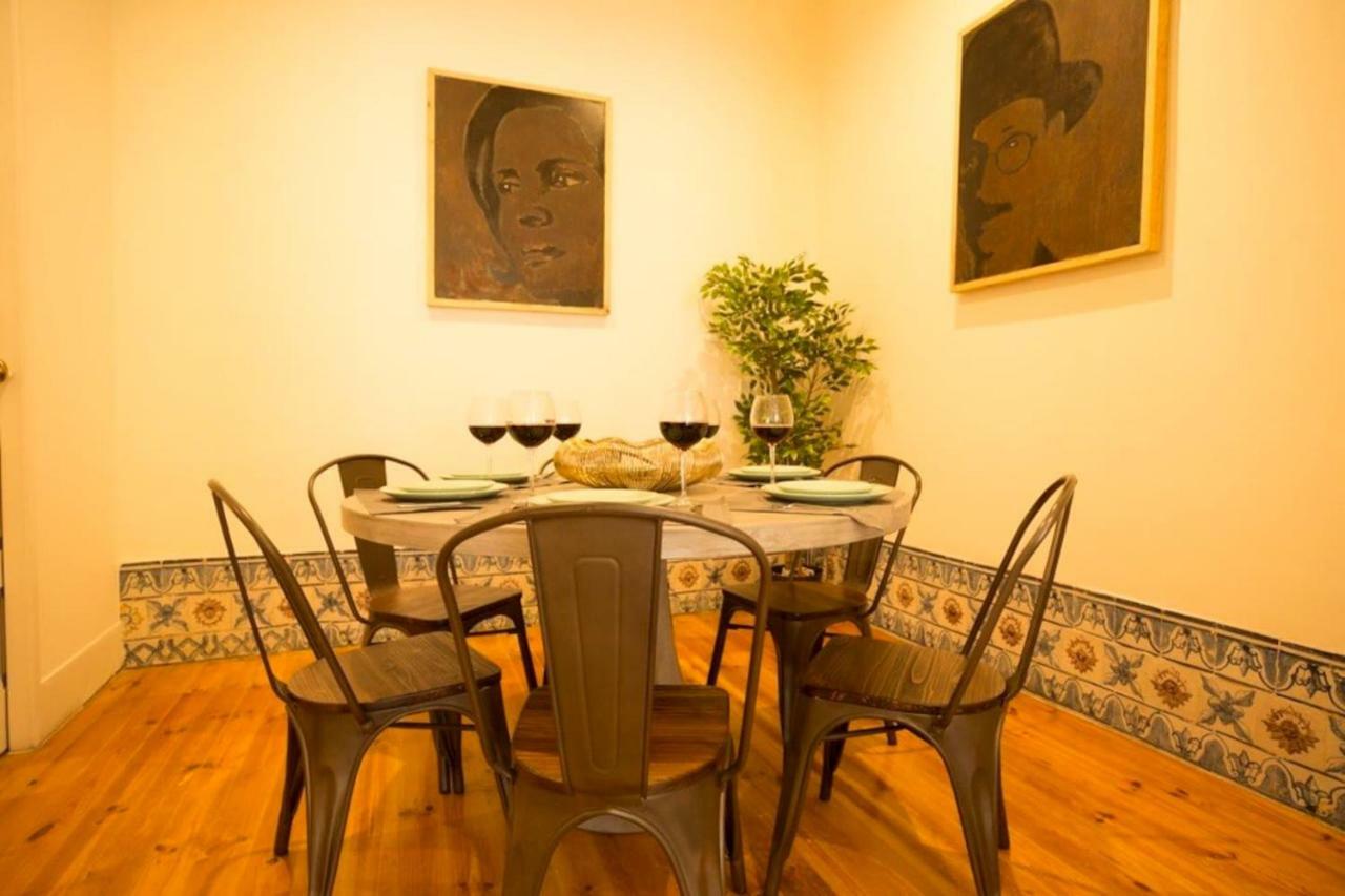 Ola Lisbon - Chiado IV Apartment Bagian luar foto